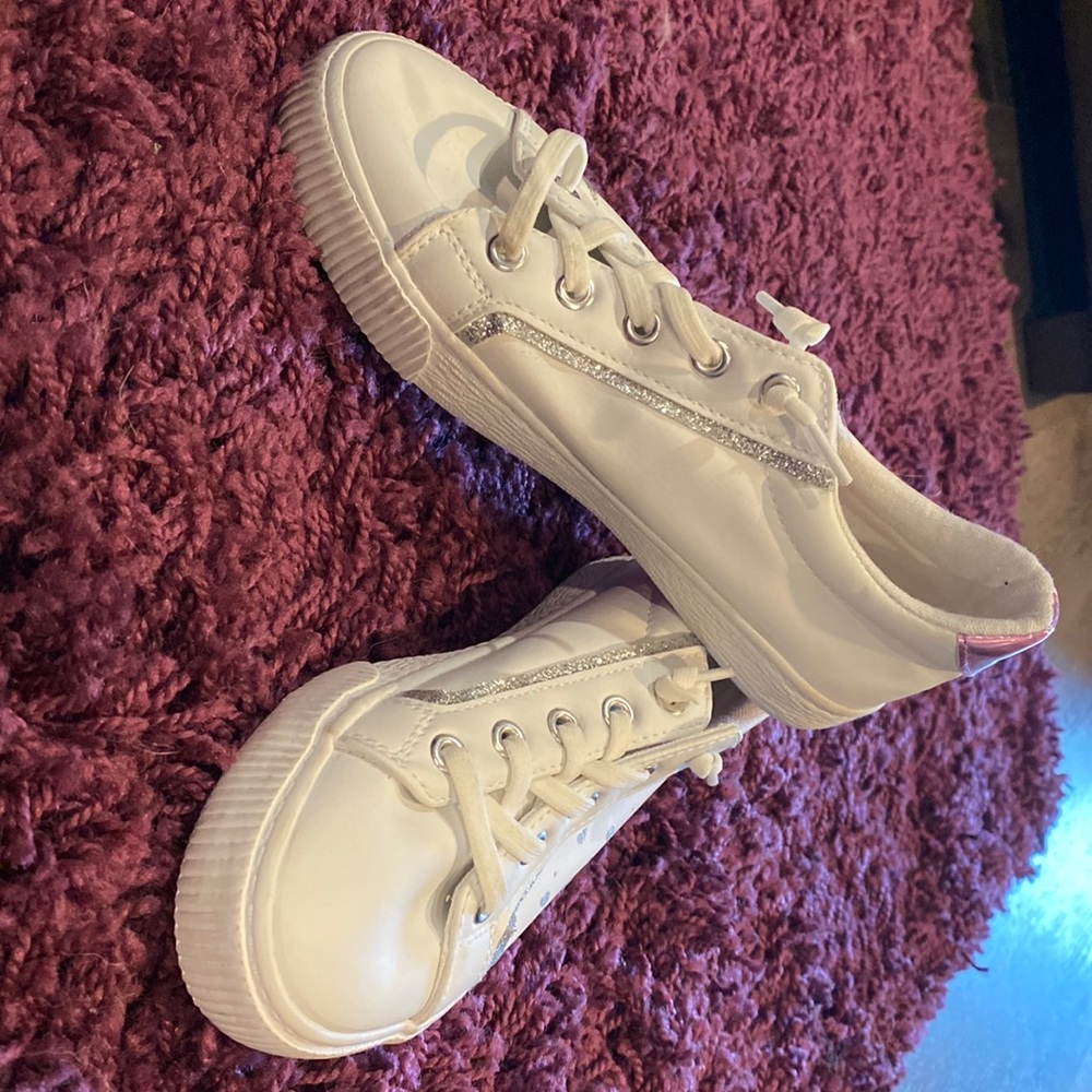 Kids shoes sz 3